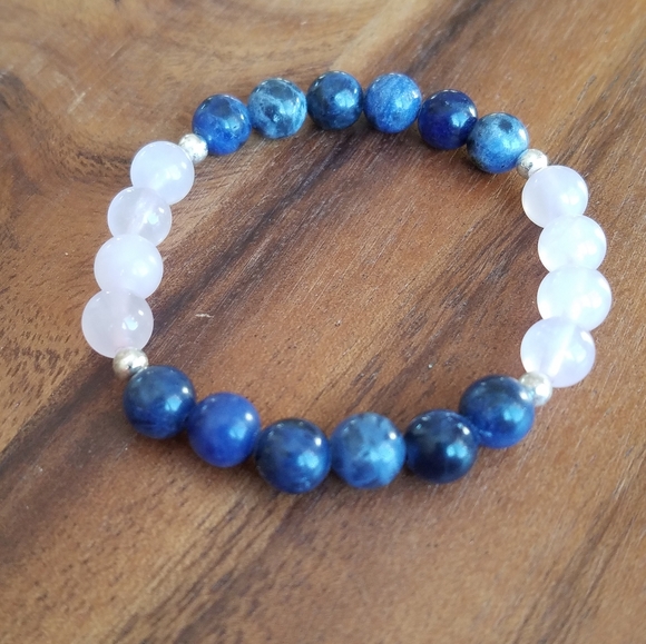 SOLD Blue Sodalite & Rose Quartz Bead Bracelet - Picture 4 of 11